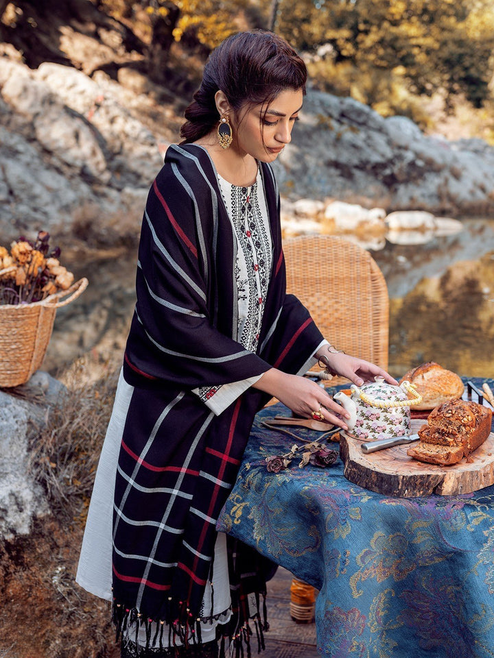 EWU22V10-25075 Unstitched Off White Embroidered Crepe 3 Piece