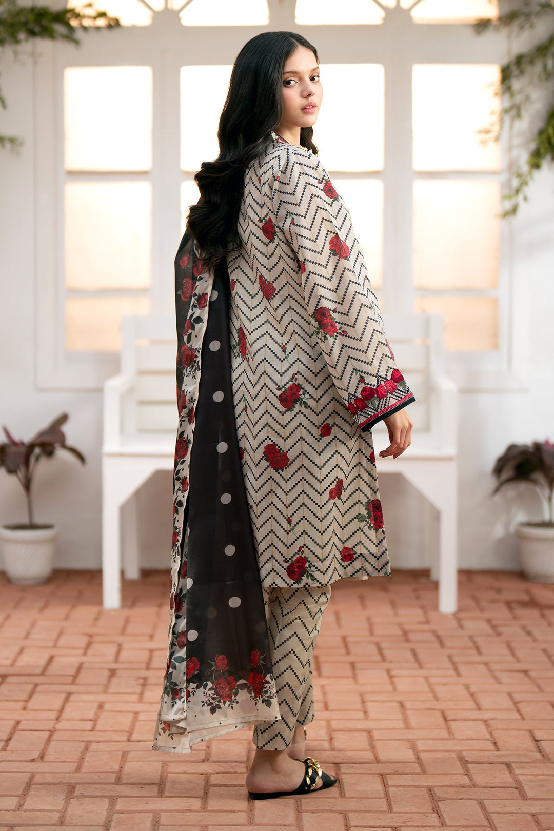 DIGITAL PRINTED LAWN UF-539