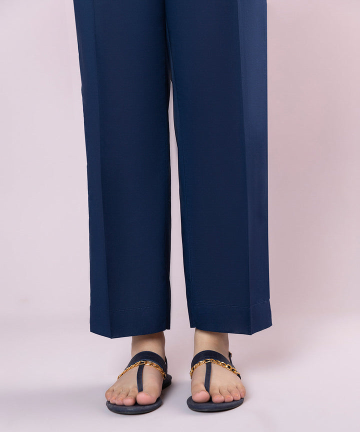 Textured Lawn Straight Pants