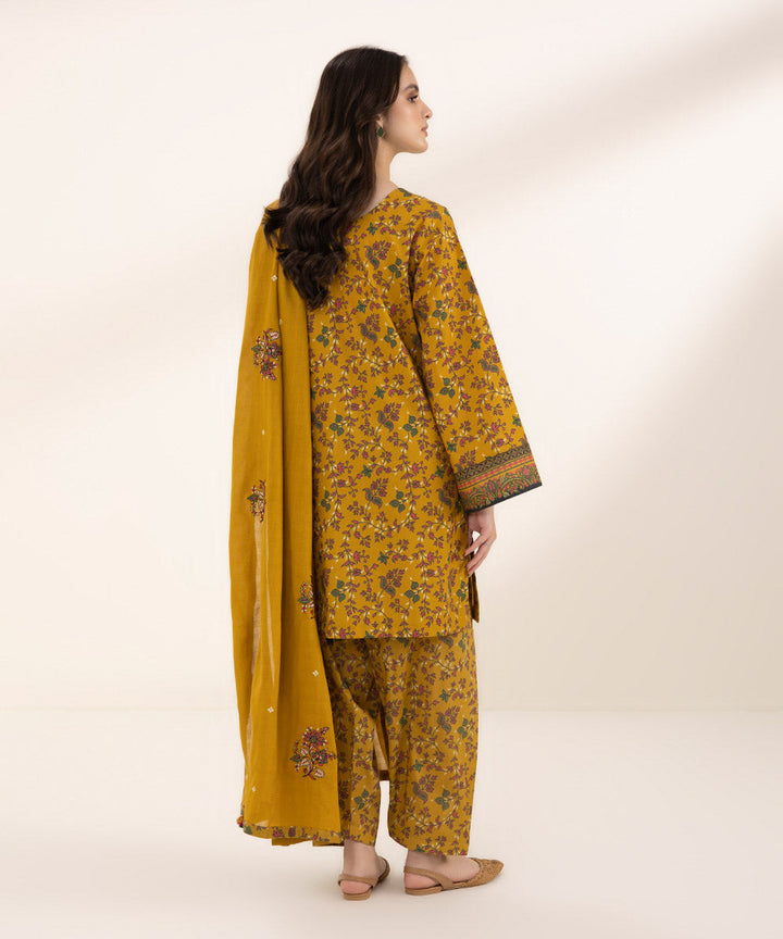 3 Piece - Embroidered Lawn Suit