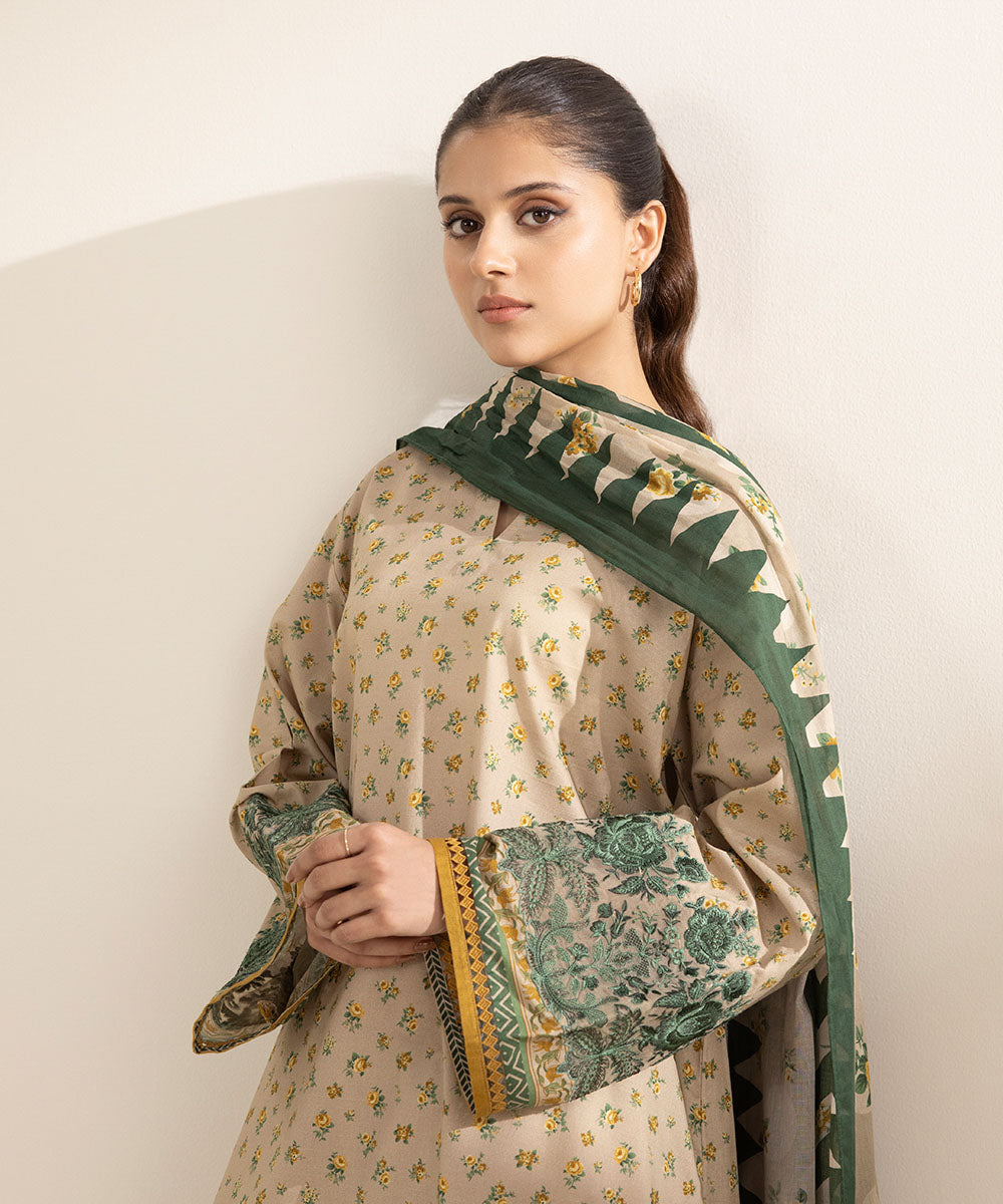 3 Piece - Embroidered Lawn Suit