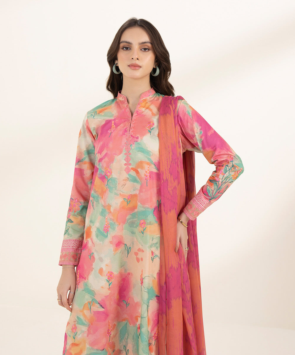 3 Piece - Embroidered Lawn Suit