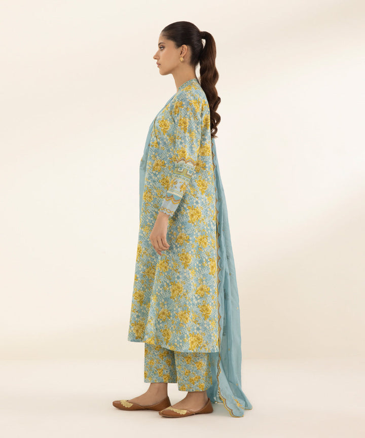 3 Piece - Embroidered Lawn Suit