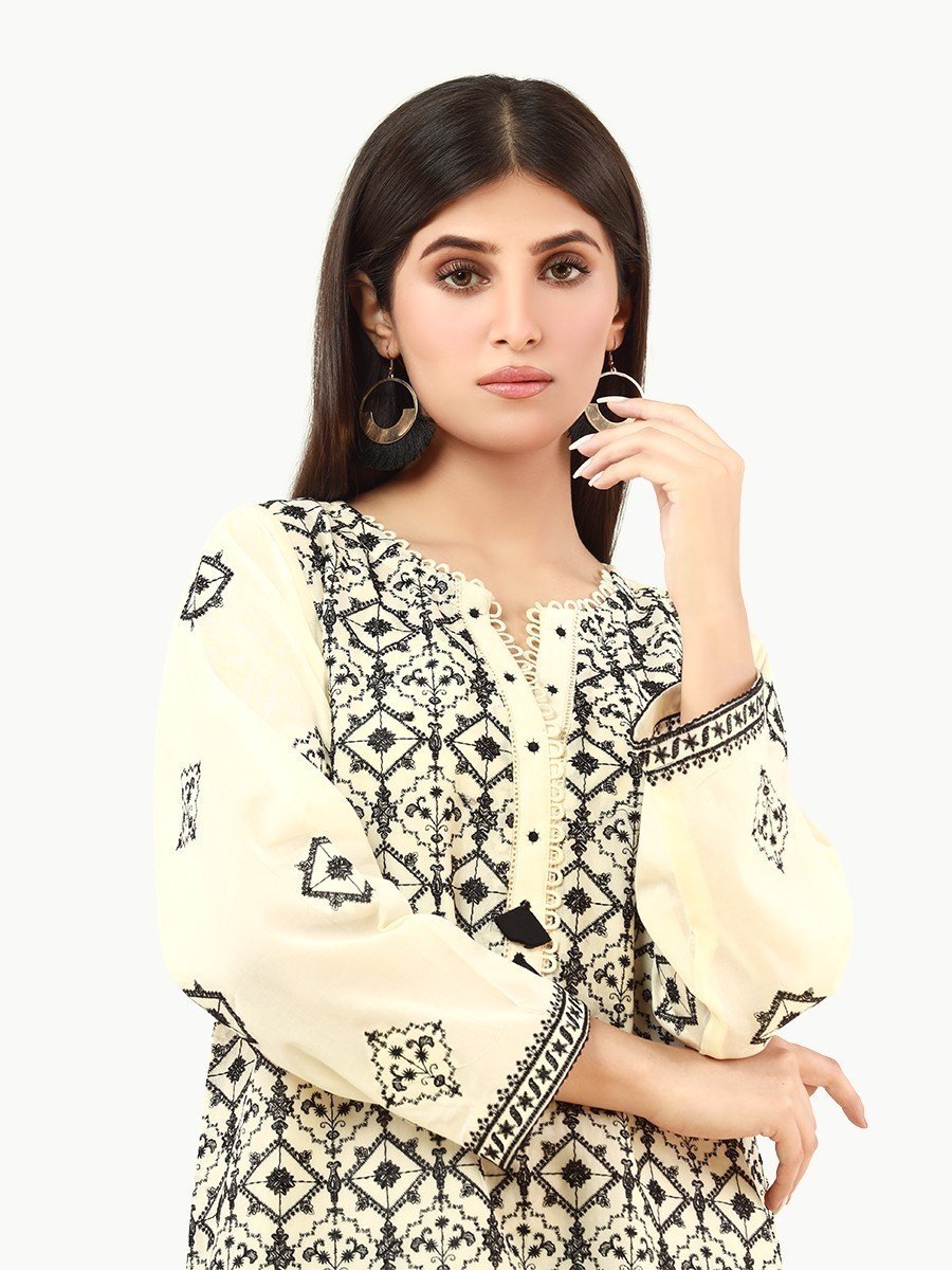 Pret 1Pc Embroidered Lawn Shirt - EWTKE22-68172