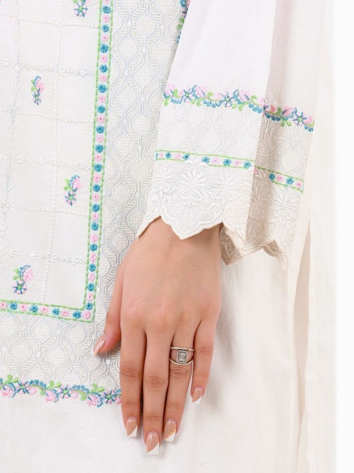 Pret 1Pc Embroidered Lawn Shirt - EWTKE22-68169