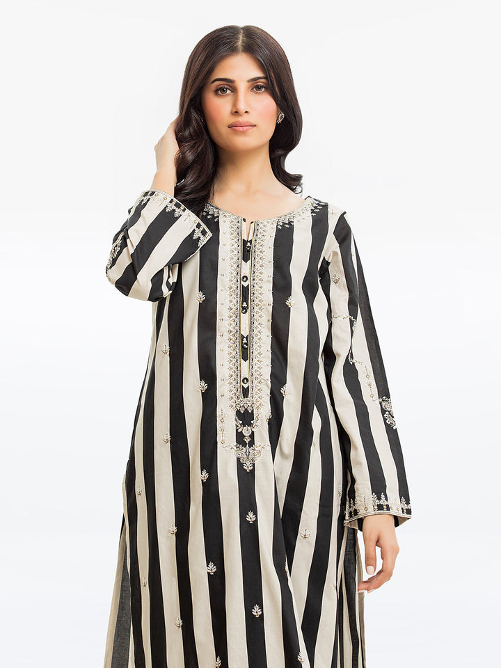 Pret 1Pc Embroidered Lawn Shirt - EWTKE23-69357S