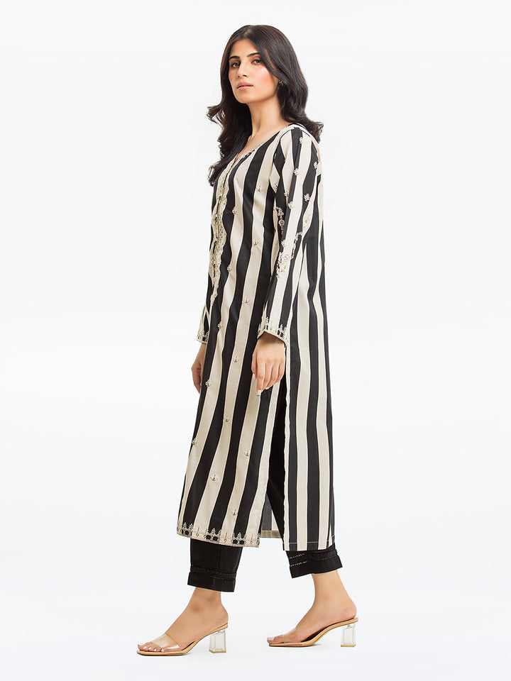 Pret 1Pc Embroidered Lawn Shirt - EWTKE23-69357S