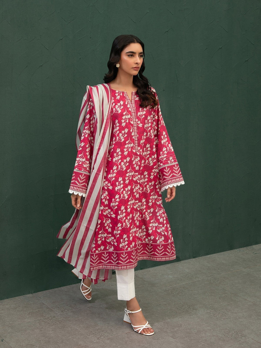 Pret 2Pc Printed Cambric Shirt Dupatta - EWTKP23-68501SD