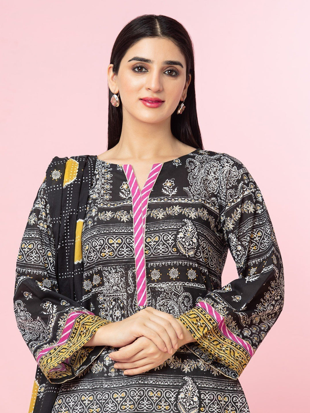 EWU23A1-26315 Unstitched Black Printed Lawn 3 Piece