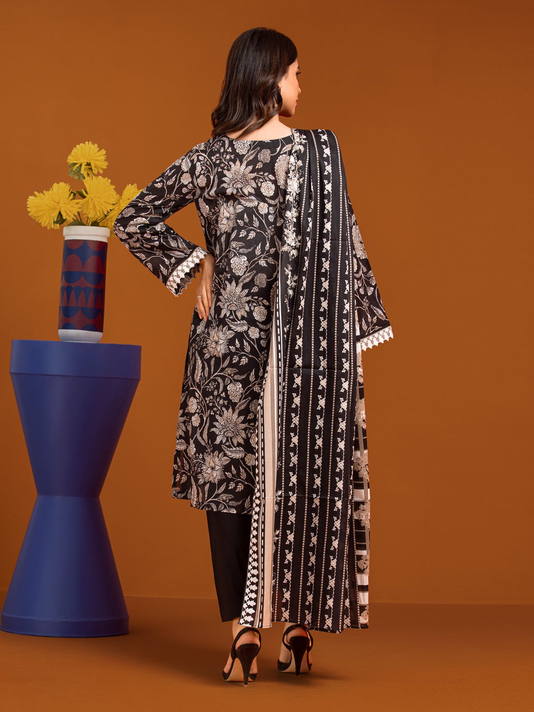 EWU23A3-27197-3P Unstitched Black Printed Khaddar 3 Piece