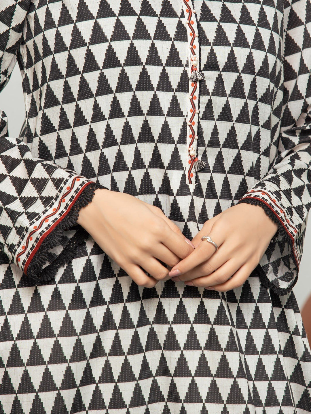 EWU23A3S-27636-3P Unstitched Black & White Printed Khaddar 3 Piece