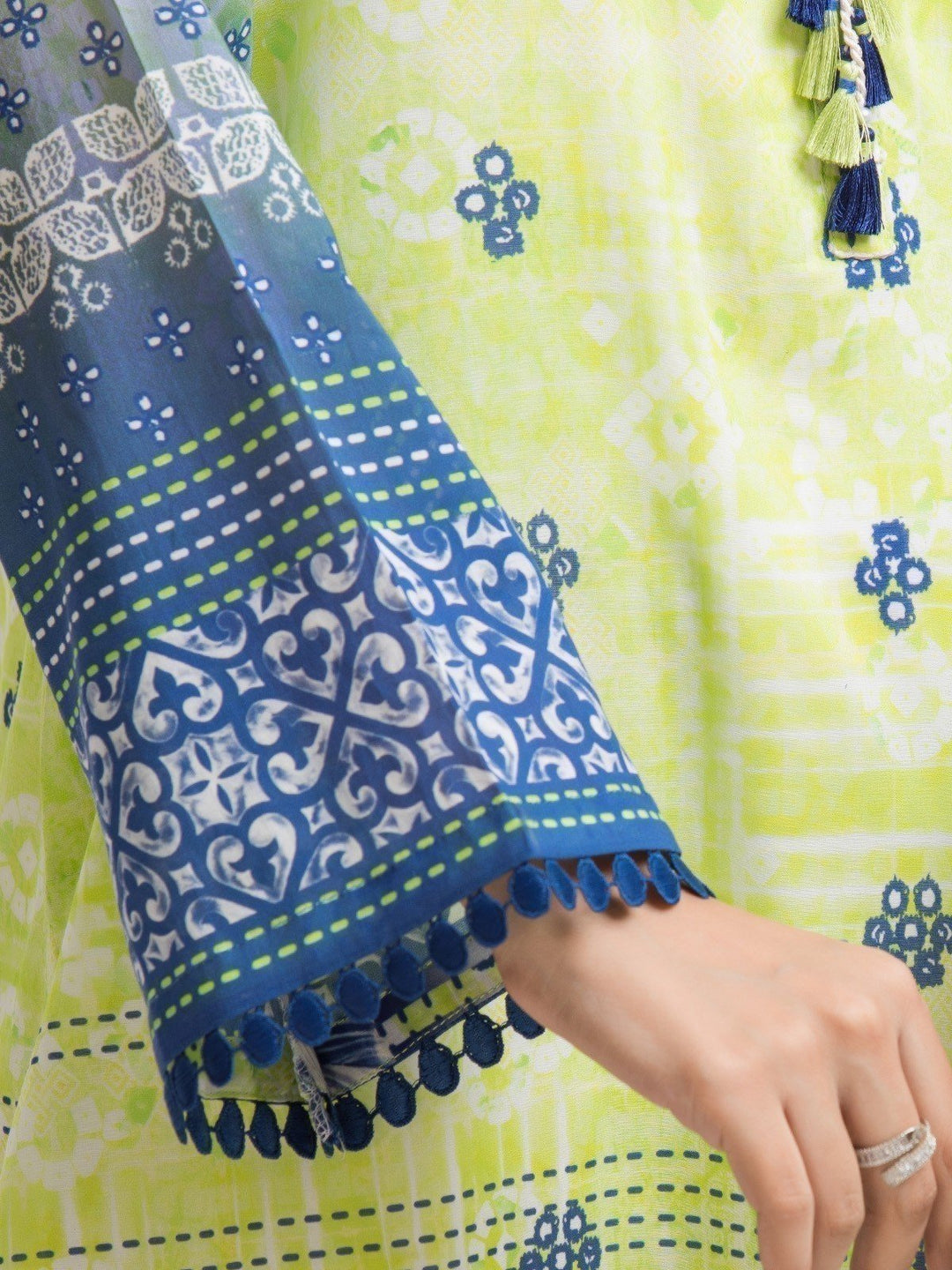 EWU23A1-28000S Unstitched Parrot Green Printed Lawn 1 Piece