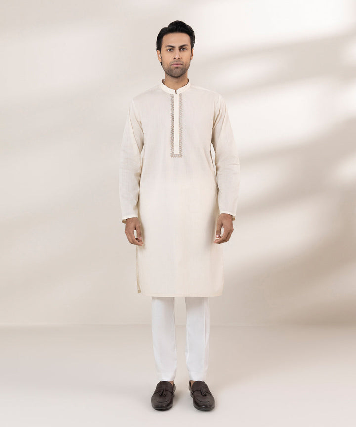 Embroidered Cotton Slub Kurta