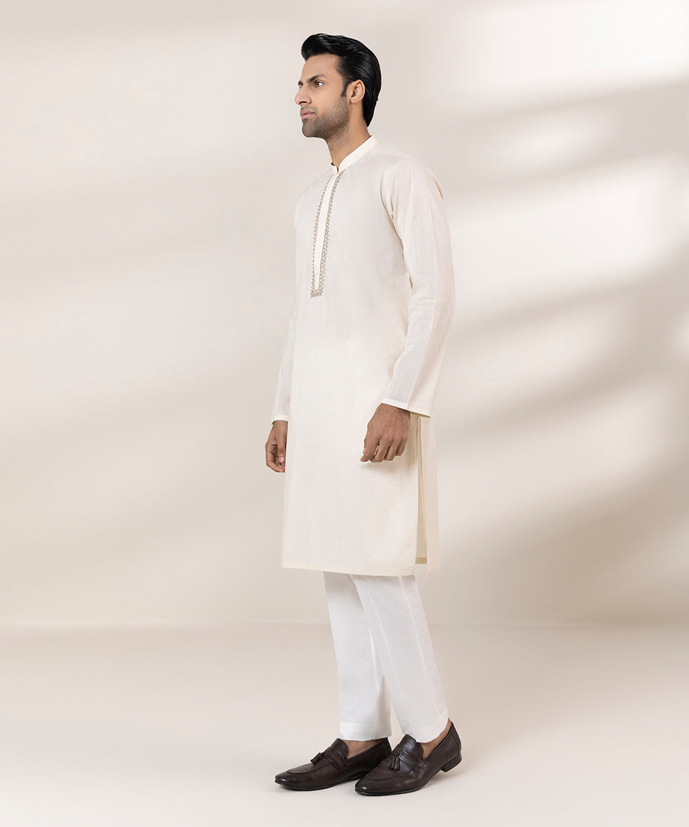 Embroidered Cotton Slub Kurta