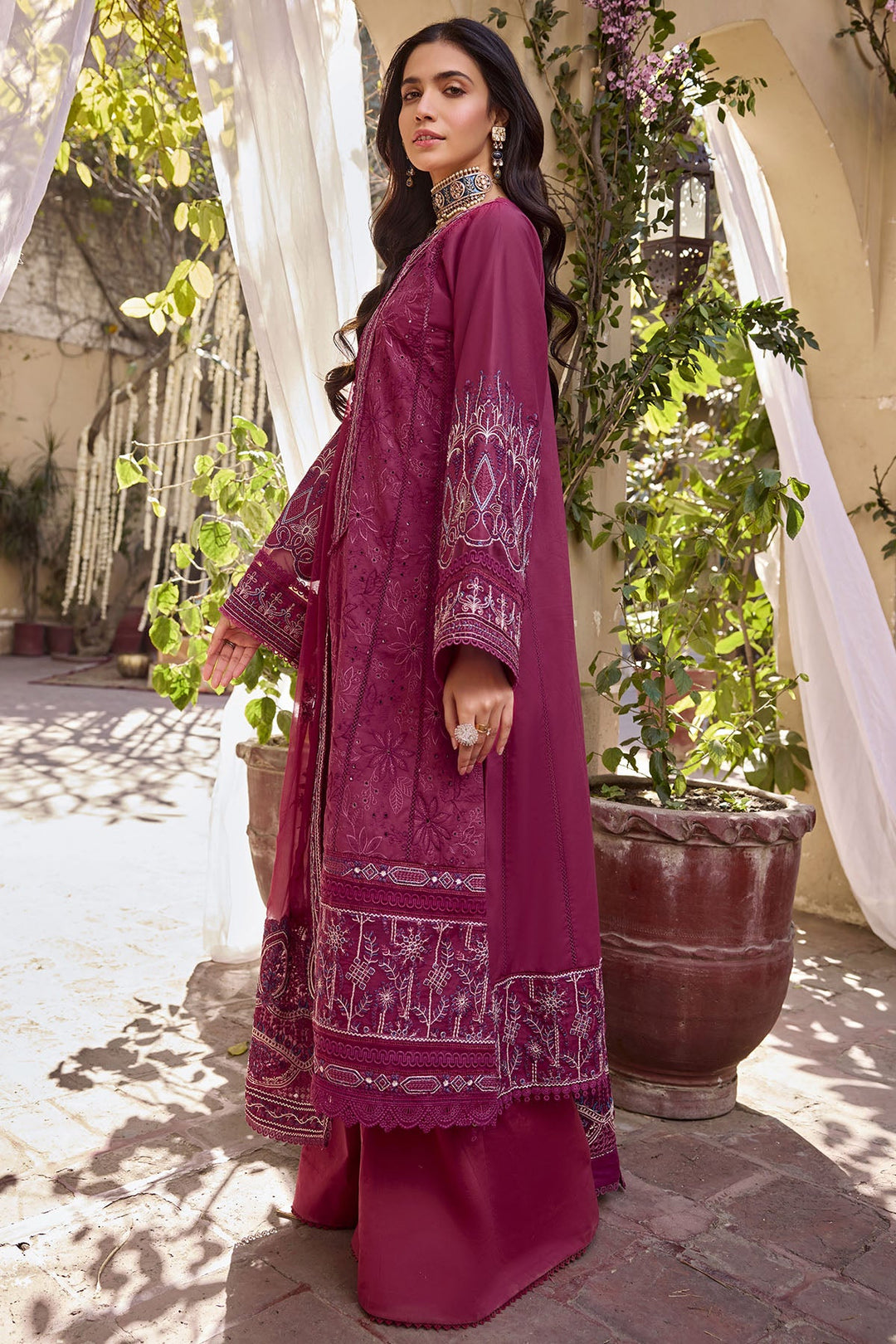 4060-KIRA EMBROIDERED LAWN UNSTITCHED