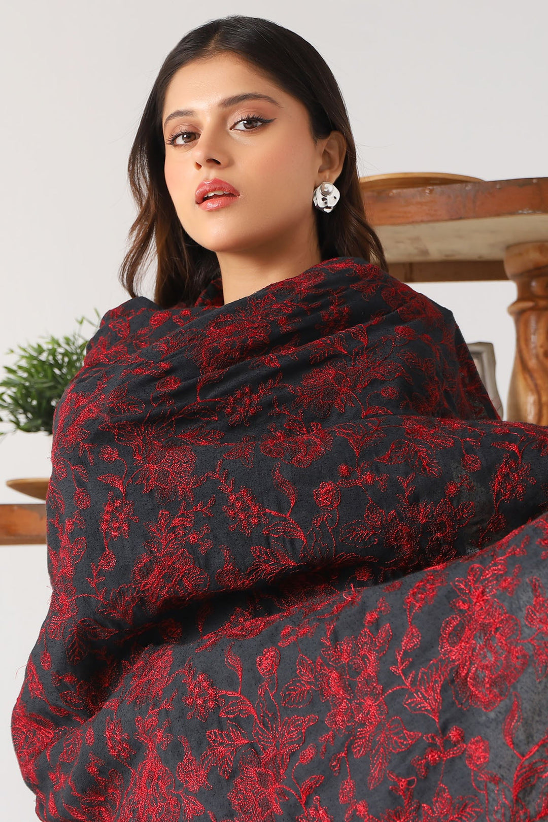 4202-KEYVAN EMBROIDERED KARANDI SHAWL