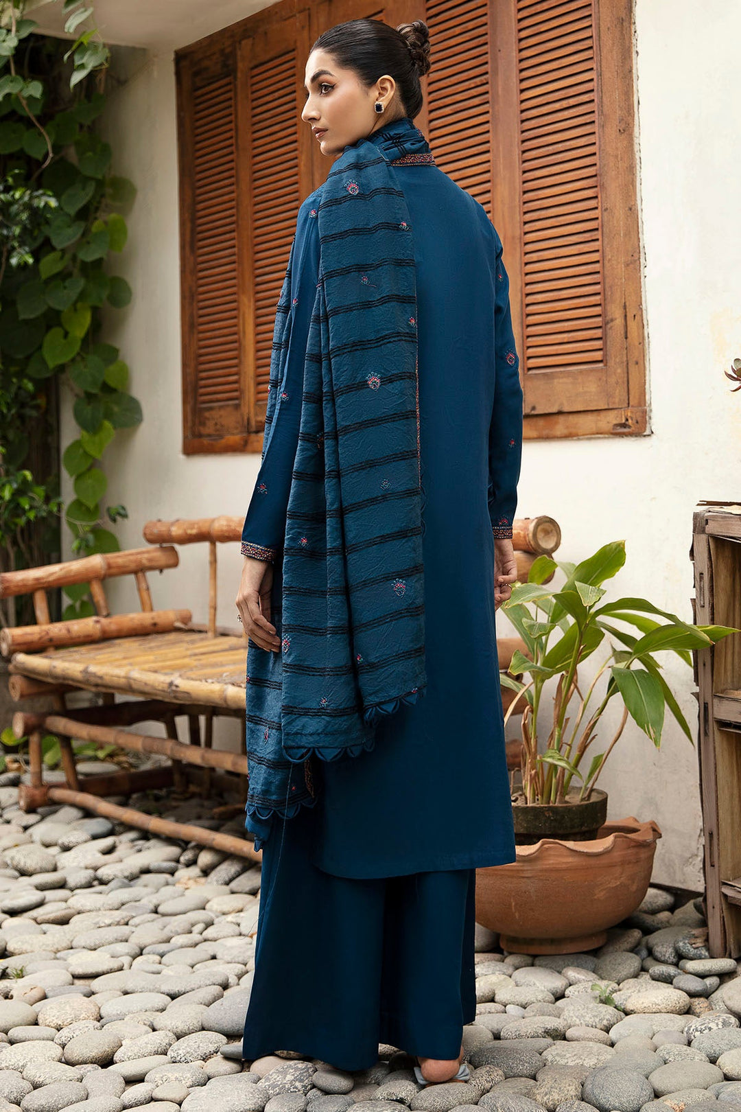 4274-ODETLE EMBROIDERED LINEN STITCHED