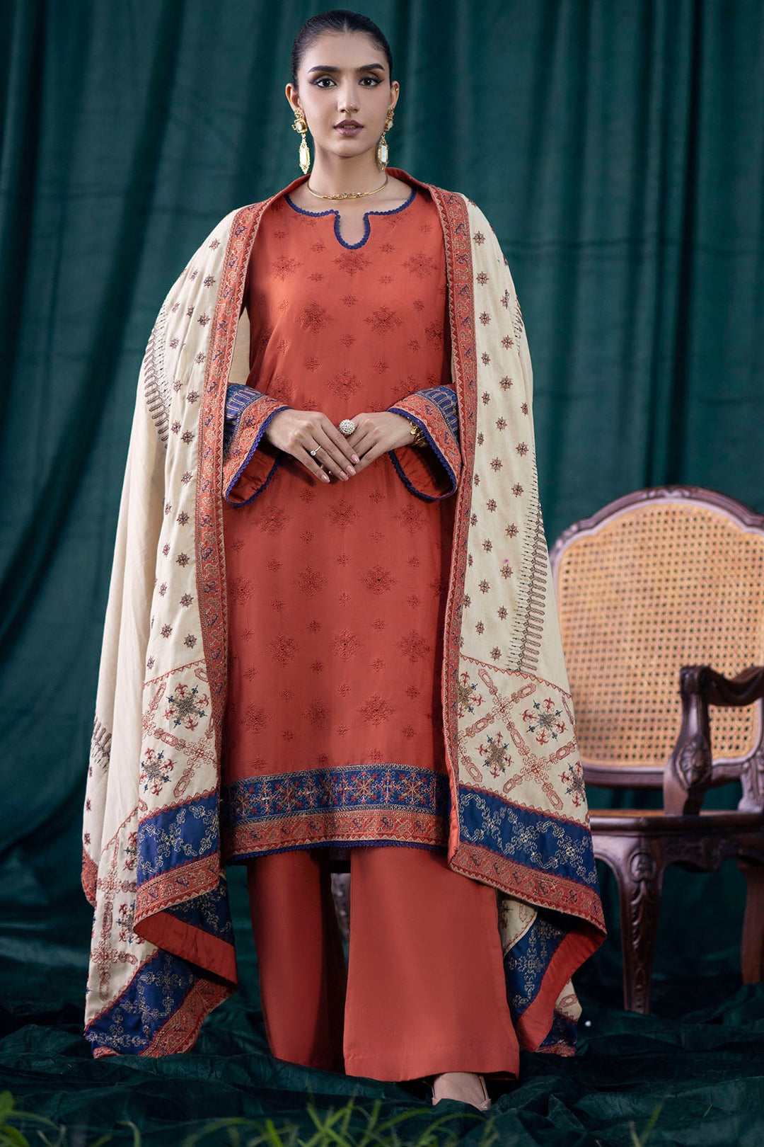 4351-RUMI EMBROIDERED KHADDAR STITCHED