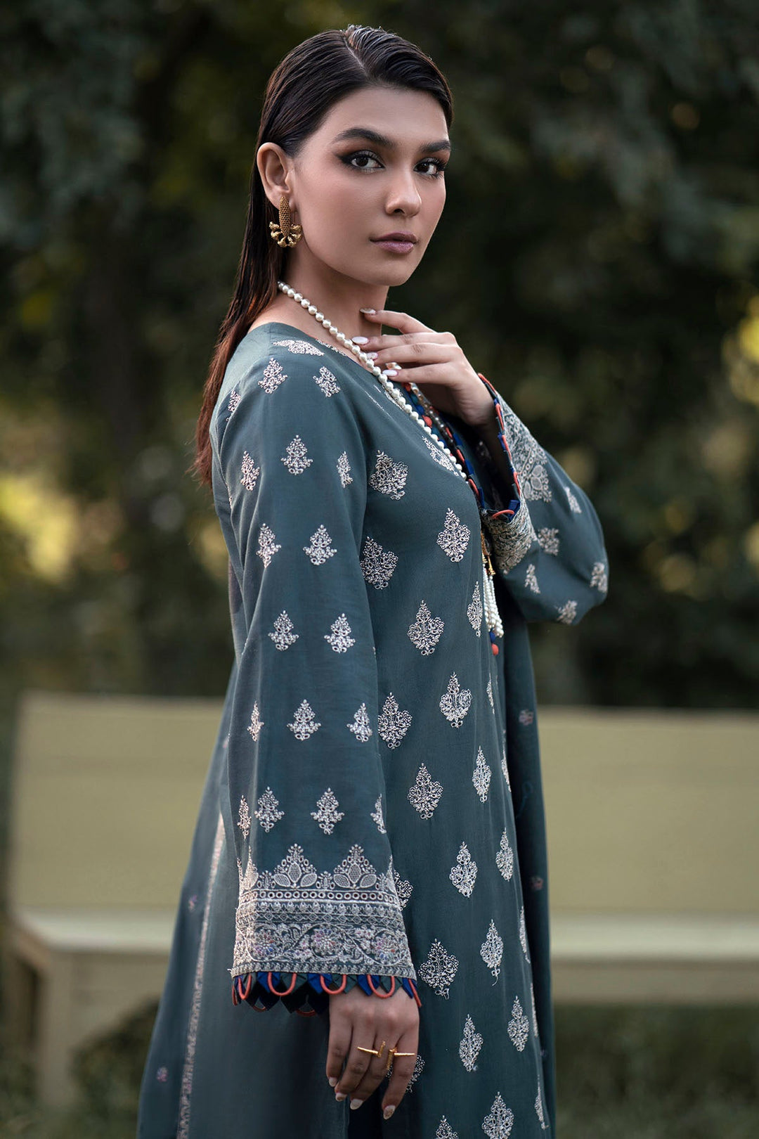 4358-MANDISA EMBROIDERED KHADDAR STITCHED