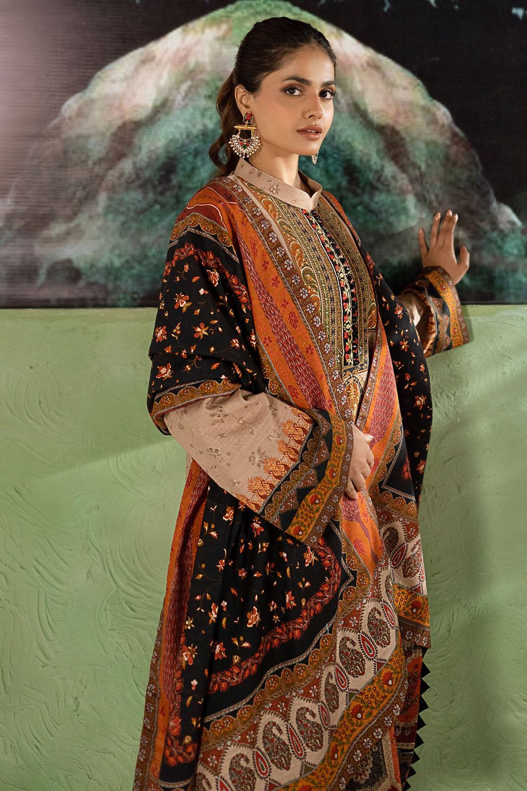 4382-NOORI DIGITAL PRINTED KHADDAR STITCHED