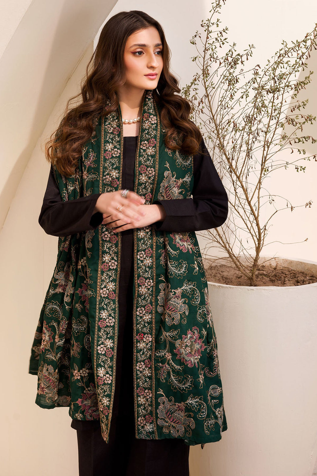 4512-KIARA EMBROIDERED KHADDAR SHAWL