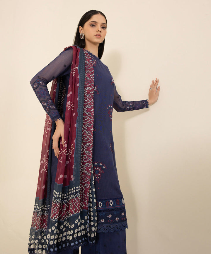 3 Piece - Embroidered Khaddi Net Suit