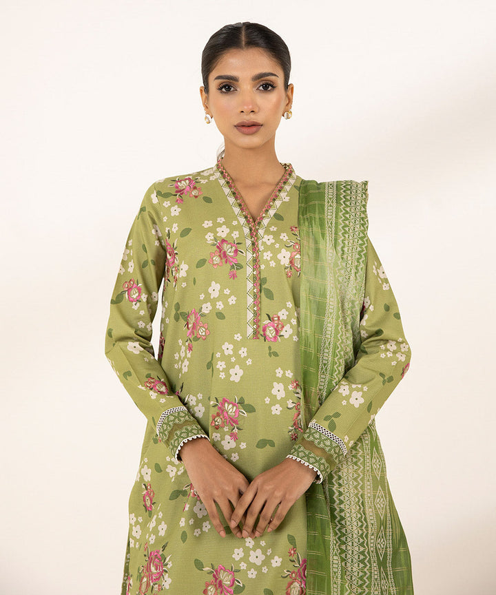 3 Piece - Embroidered Zari Lawn Suit