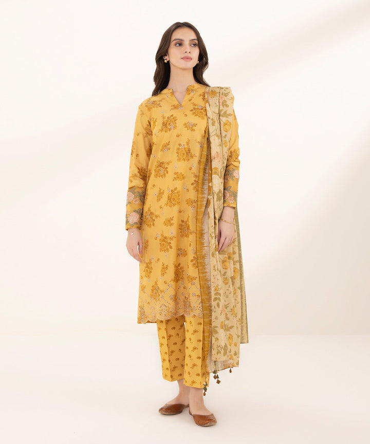 3 Piece - Embroidered Zari Lawn Suit