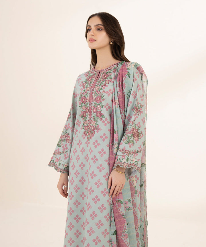 3 Piece - Embroidered Zari Lawn Suit