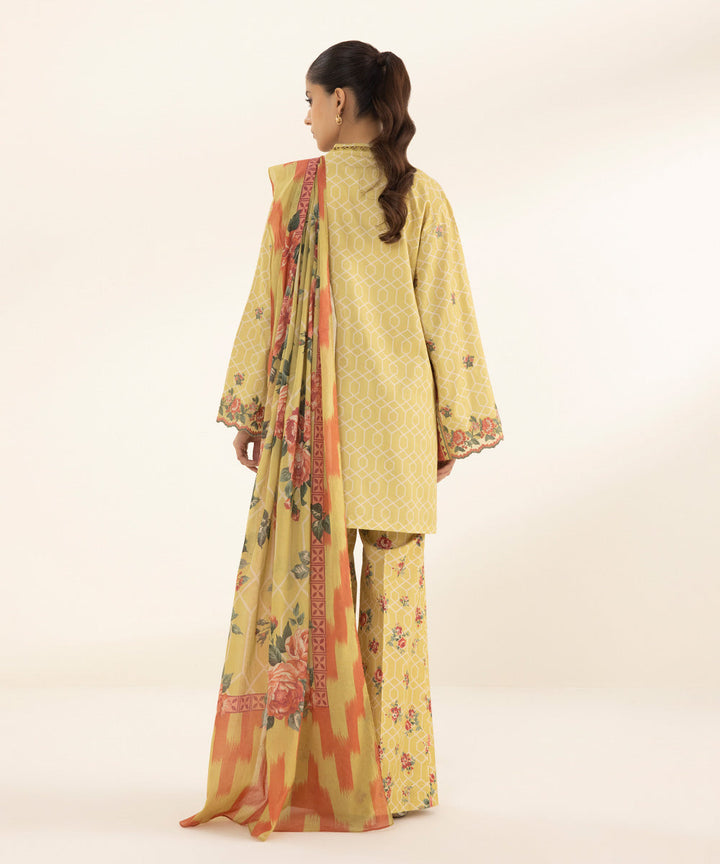 3 Piece - Embroidered Lawn Suit