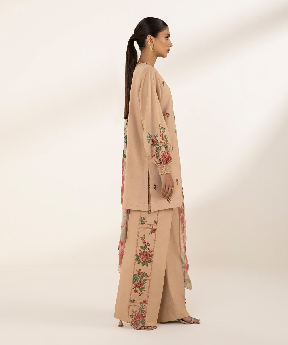 3 Piece - Embroidered Lawn Suit