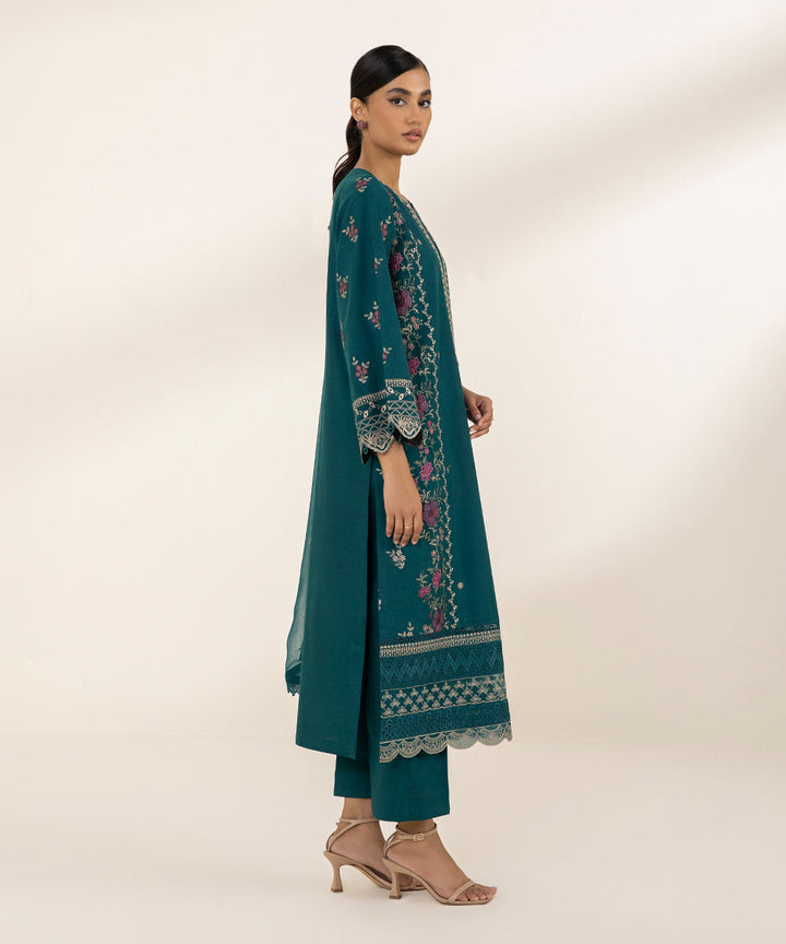 3 Piece - Embroidered Lawn Suit