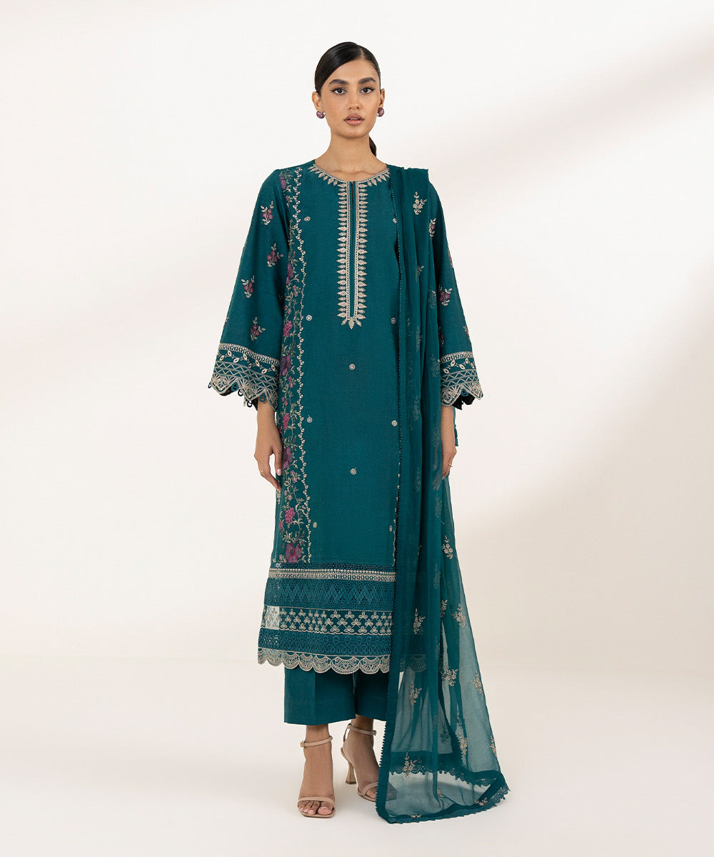 3 Piece - Embroidered Lawn Suit